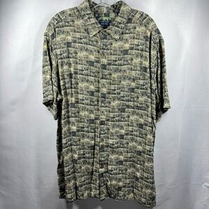 Campia Men’s‎ XL Green and Gray Pattern Rayon Button-Up Short Sleeve Shirt